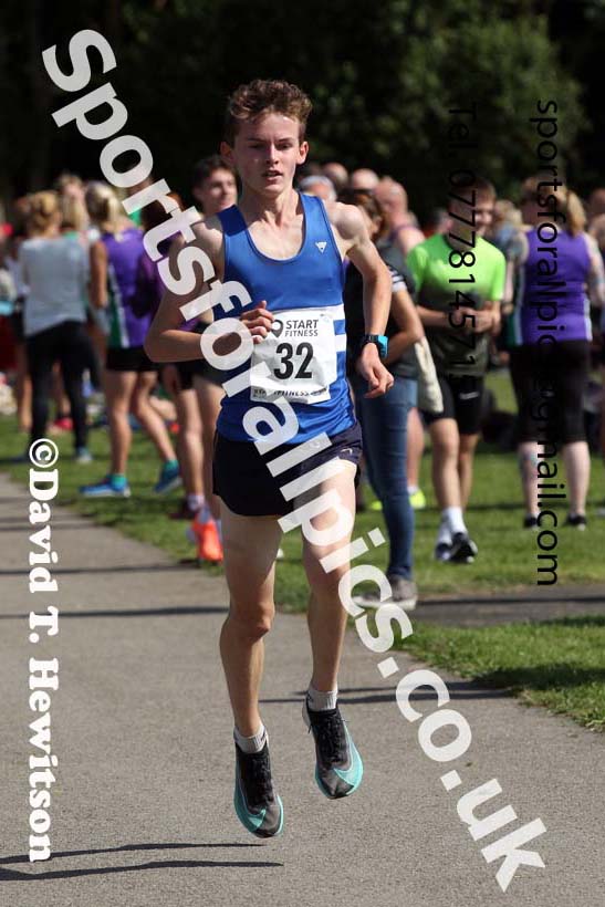 Senior Mens 2021 NECAA Road Relay Champs., Hetton Lyon Country Park, Hetton le Hole, County Durham. Photo: David T. Hewitson/Sports for All Pics